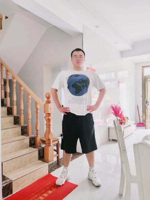 中考体育的第一张照片--盐城王婆说媒